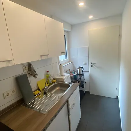 Für 3 - Boxspringbetten, Smart Tv, Parkplatz, Stadion Nähe Apartment